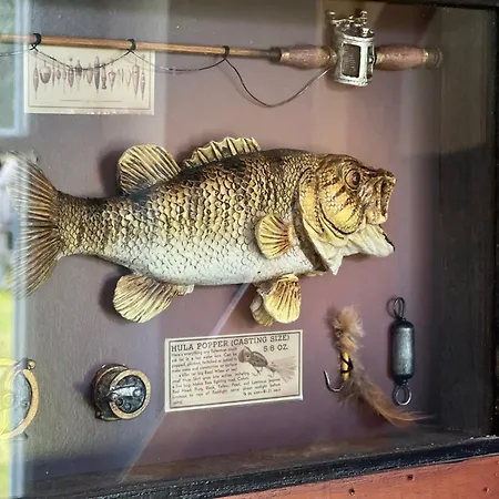 - Eva & Hansi By Restaurant Wiesenau